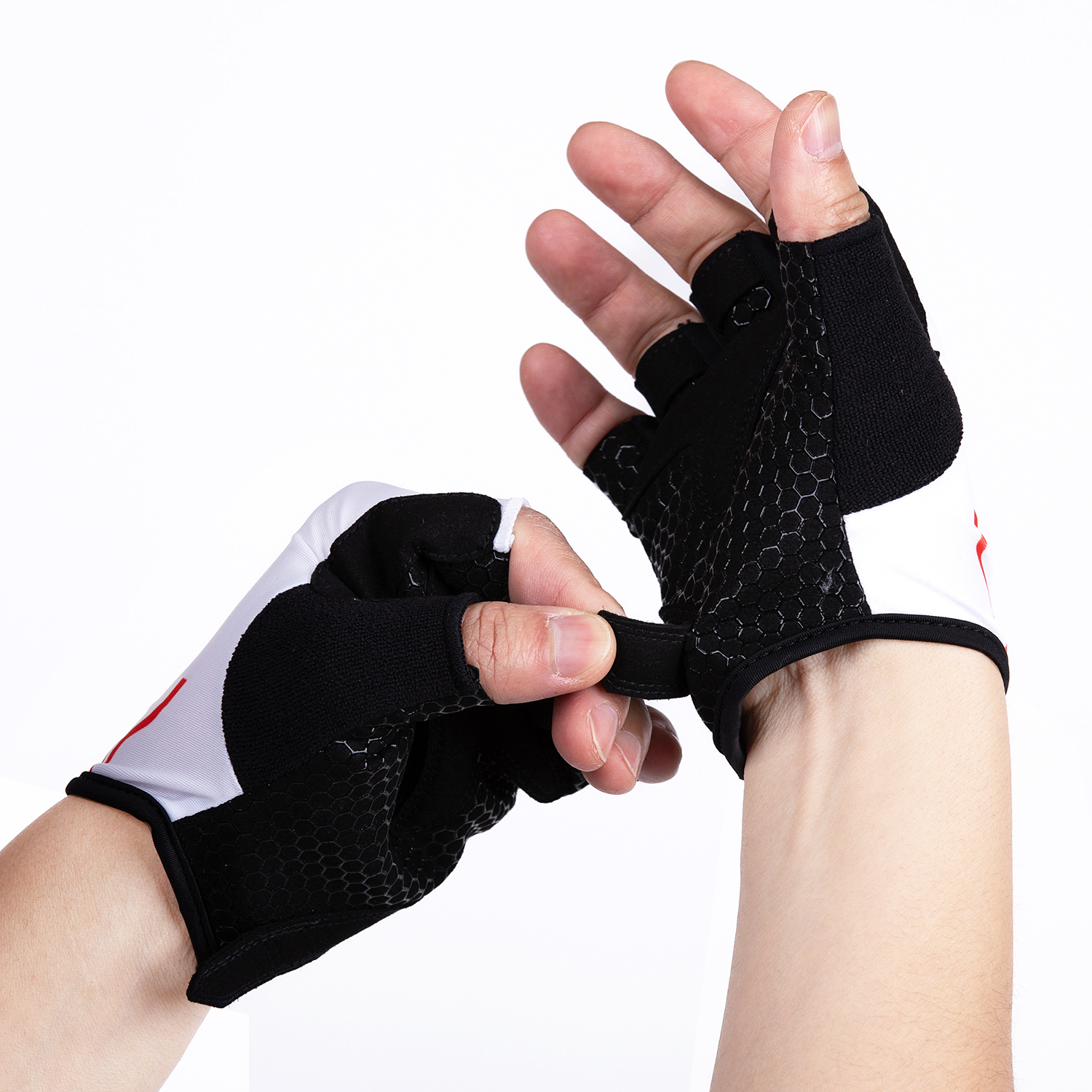 Blue M Team Sports Cycling Glo - مراجعة Workout Glove Gym وسعره